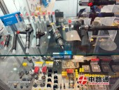 Automotive nozzles 166000897R